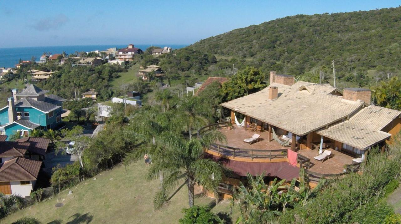 Luxury Suites Vila Indonesia Garopaba Eksteriør bilde